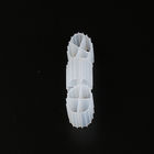 Bolas plásticas del material MBBR del HDPE de la Virgen de los medios de filtro del color blanco bio para RAS
