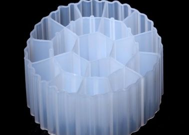 comprar MBBR Bio Balls PE MBBR Filter Media 19 números de agujeros para el tratamiento de aguas residuales online manufacture
