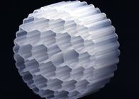 Medios de filtro de la bola del portador de Mbbr de la acuicultura del acuario bio favorables al medio ambiente