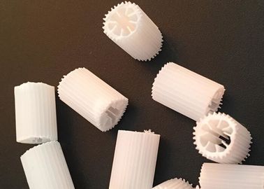 comprar Polvos de biomasas seguros de HDPE RAS MBBR Medios de filtro biológicos IFAS Tecnología 5*10mm online manufacture