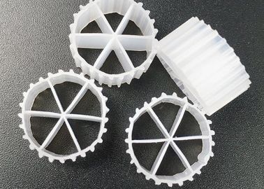 comprar La producción de pescado El tratamiento de agua con células biológicas con filtro de Mbbr blanco 16*10 mm Gran área online manufacture