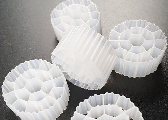 comprar MBBR de plástico Bio Media HDPE K3 Medios de filtro acuapónicos 500 m2/m3 fda material seguro biopipe bolas biocelulares online manufacture