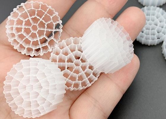 comprar Medios flotantes de filtro de MBBR de HDPE blanco de la FDA PE37 25*10MM online manufacture