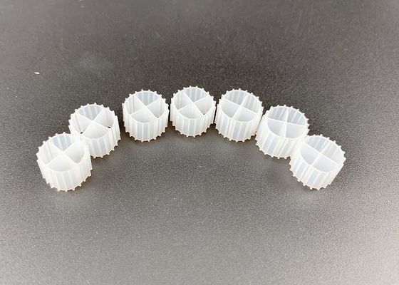 comprar Medios de filtro biológico de 11 mm de color blanco virgen de HDPE para desnitrificación online manufacture