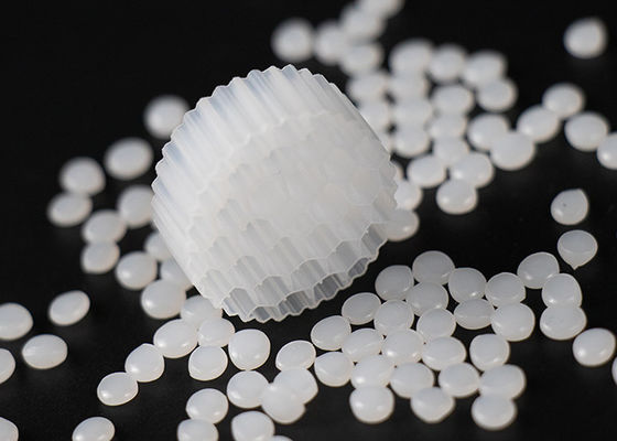 Pe38 25*10MM 800m2/M3 Mbbr Medio de filtro biológico PE virgen