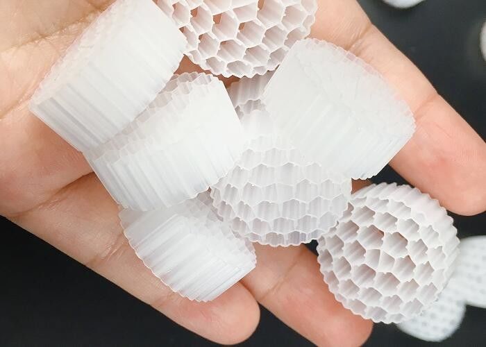 Pe38 25*4m m HDPE Mbbr bio medios filtrantes Safty cama móvil gran superficie