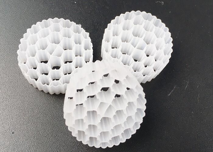 Pe38 25*4m m HDPE Mbbr bio medios filtrantes Safty cama móvil gran superficie