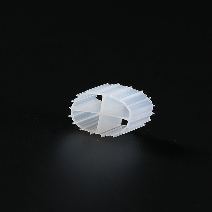 Tratamiento de aguas residuales Blanco MBBR Bio Media Cama móvil de filtro Acuario