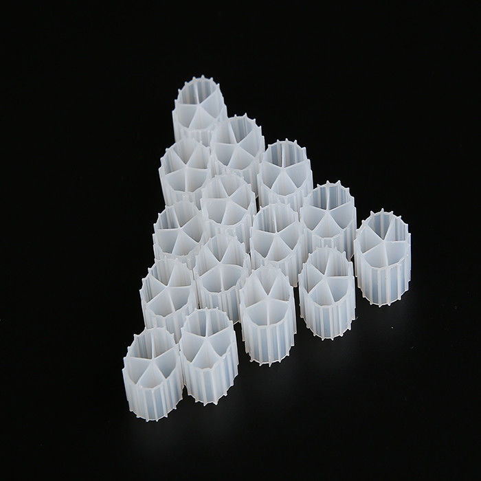 Ahorro de espacio K3 Medios de filtro de biocélulas cama móvil reactor de biopelícula para el tratamiento del agua