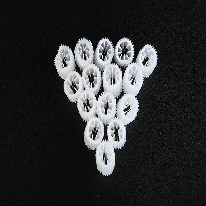 MBBR material de filtro de plástico con tamaño 5 mm x 10 mm y color blanco