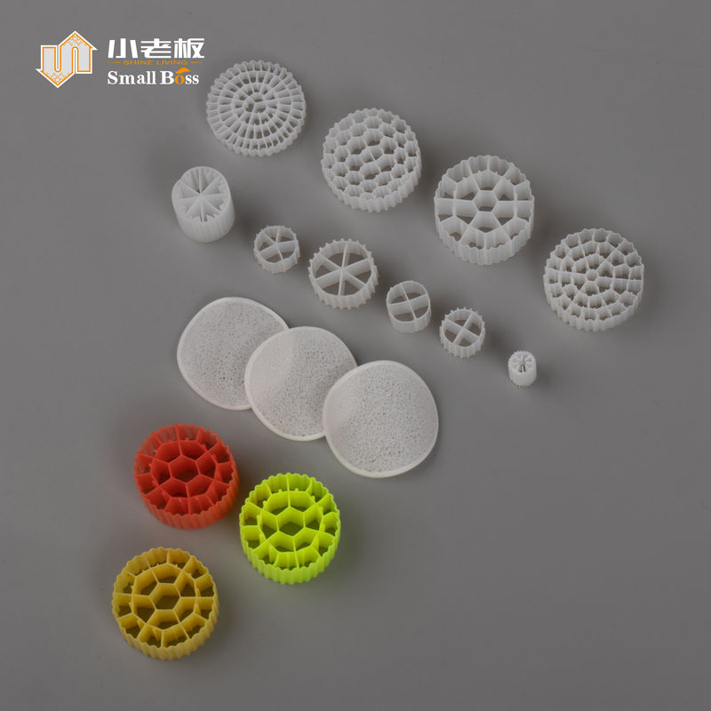Material plástico PE38 Auditoría de la FDA 800m2/m3 Mbbr portabiofiltros