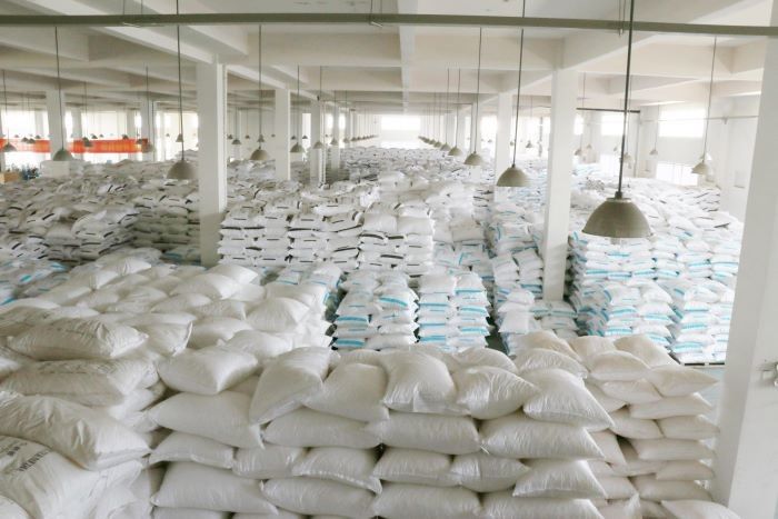 Medios de filtro de material plástico de color blanco de alta eficiencia para el tratamiento de aguas residuales