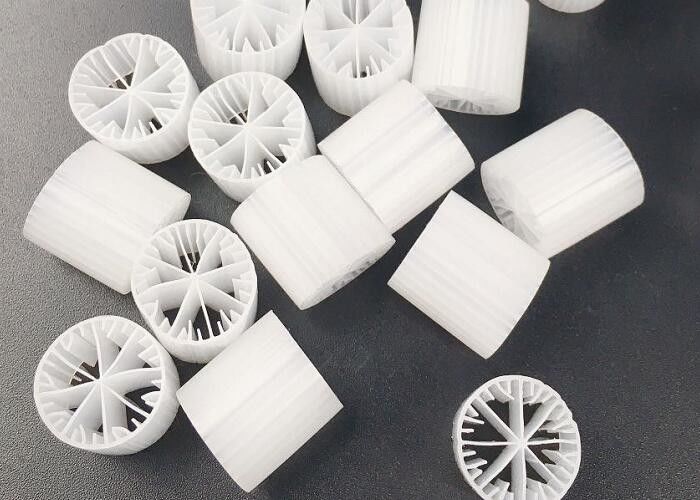 Tratamiento de agua de tanque anaeróbico ecológico MBBR Bio Media 15*15mm Gran superficie