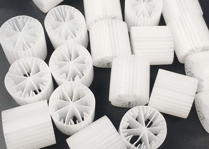 el tanque anaeróbico 15*15 mm si es el proceso MBBR bioballas larga vida útil hdpe medio de filtro ecológico