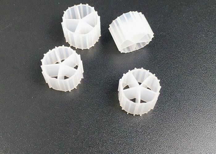 MBBR Biofilm Carrier Bio Filter Media para el sistema de tratamiento de aguas residuales