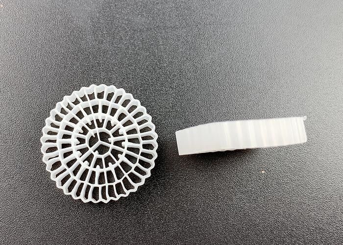 Kaldnes K5 FDA Seguridad Biofilm activo colgante rápido Mbbr Medios de filtro biológico