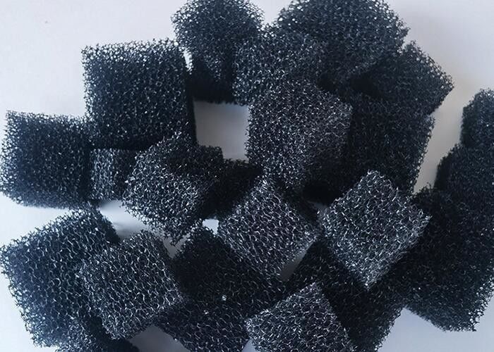 Portadores de polímeros porosos para el tratamiento del agua Color negro Gran superficie