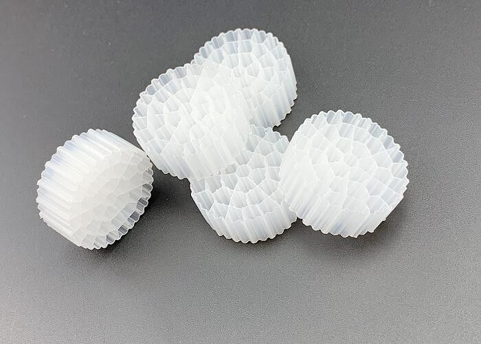 Tratamiento del agua Gran superficie MBBR Biocell Filter Media 25*10MM