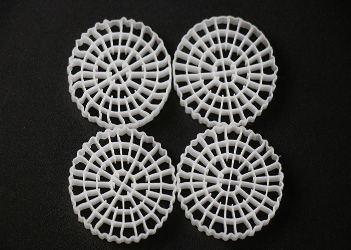 25*4mm PE64 K5 MBBR Bio Media K5 Color blanco y material virgen de HDPE para el sistema RAS