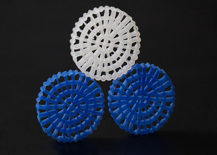 Tratamiento de aguas residuales Medios de filtro de plástico MBBR HDPE biomover grande 1200 m2/m3 Área de superficie Equipo IFAS