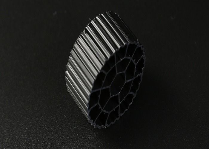 Filtro de medios móviles de plástico de colores o personalizados para acuarios de material HDPE virgen