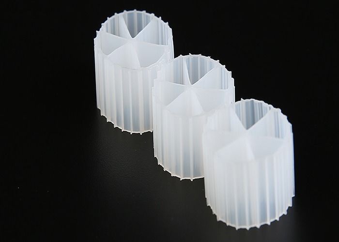 100% de polietileno virgen K3 Medios de filtro FDA seguro No tóxico K1 Micro filtro MBBR reactor biomover China fabricante