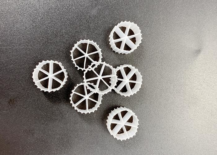 Color blanco FDA Material HDPE seguro cama móvil Biofilm Reactor de vida útil de 15 años