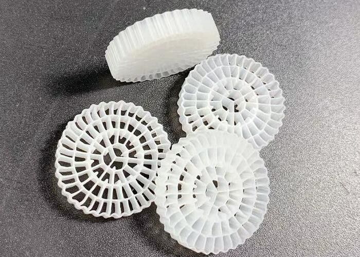 Reactor de biopelícula de cama móvil MBBR Medios de filtro Super descarburizado Eco amigable