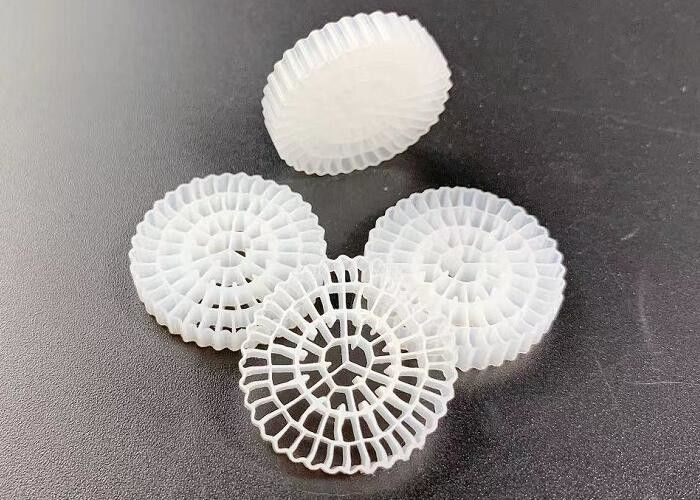 Reactor de biopelícula de cama móvil MBBR Medios de filtro Super descarburizado Eco amigable