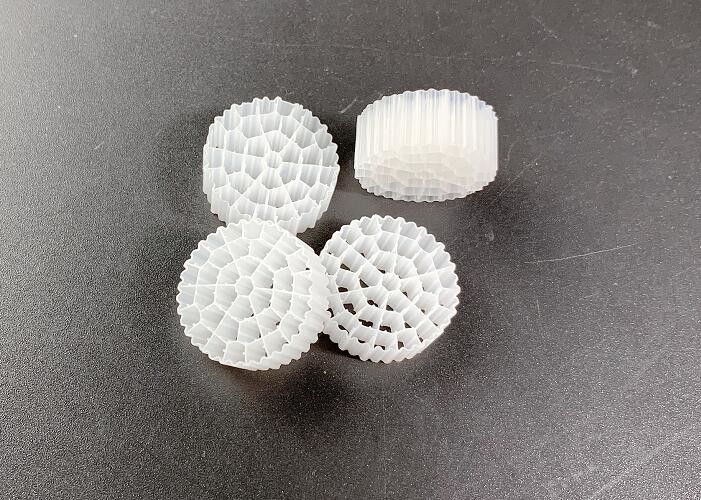 K3 Cama móvil Reactor de biopelícula MBBR Medios de filtro flotantes Camarones Portadores de plástico