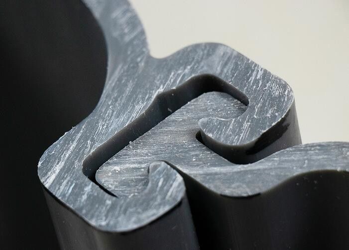 Pileta de chapa de PVC de vinilo gris de espesor 10 mm tipo U con extrusión